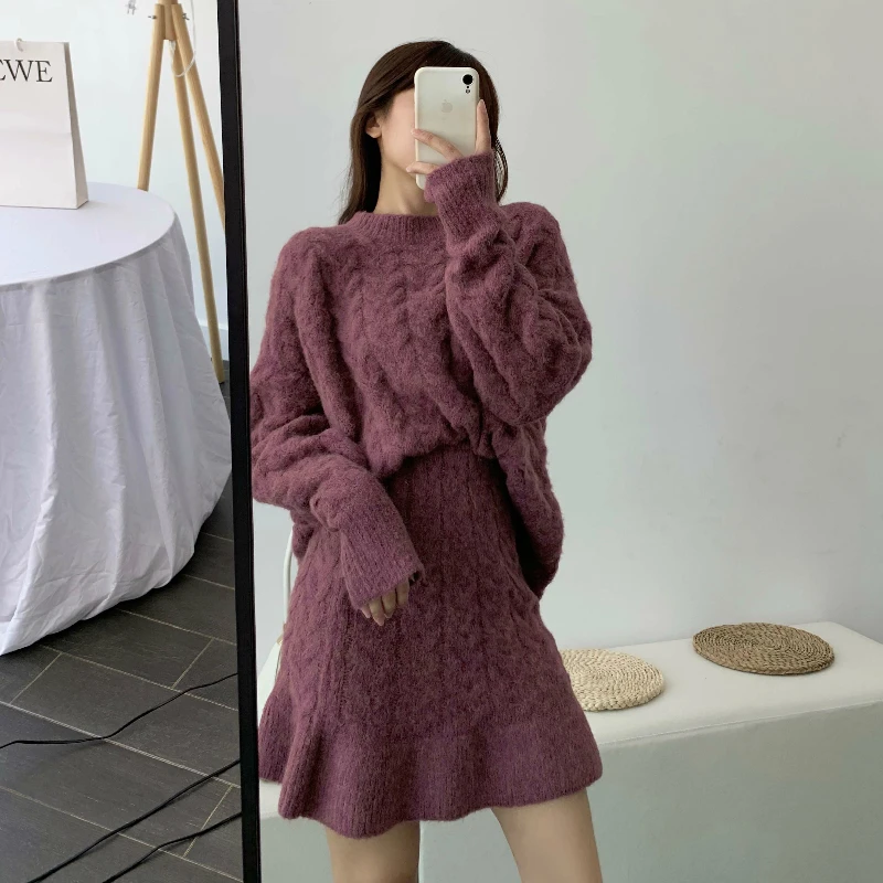 

Women Knitted Two Piece Set Tops and Skirt Braids Volume Fringe Sweater Pullover 2019 Winter New Pearl Sweaters Korean Style