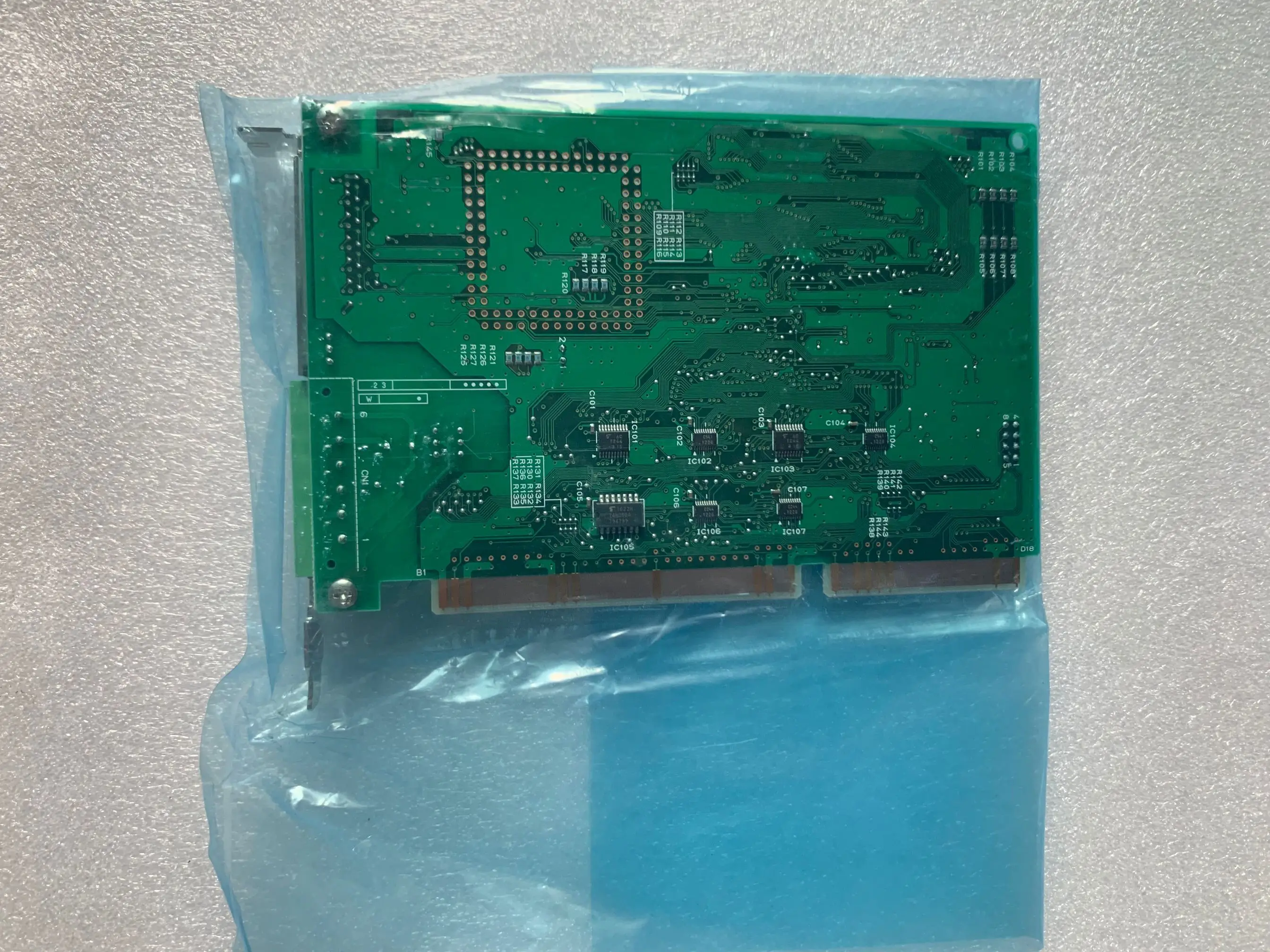 3G8F5-CLK01