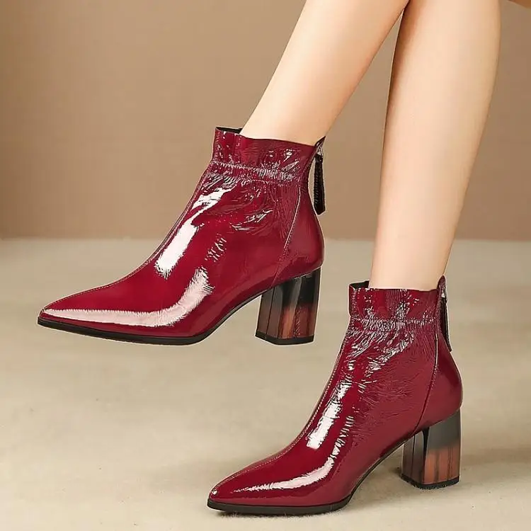 

Tip, thick heel, lacquer skin, high heel, short boot, Martin boot, single boot layer, cowhide 6.7cm