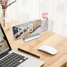 FM radyo LED dijital akıllı çalar saat izle masa elektronik masaüstü saatler USB uyandırma saati projeksiyon zamanı ile erteleme