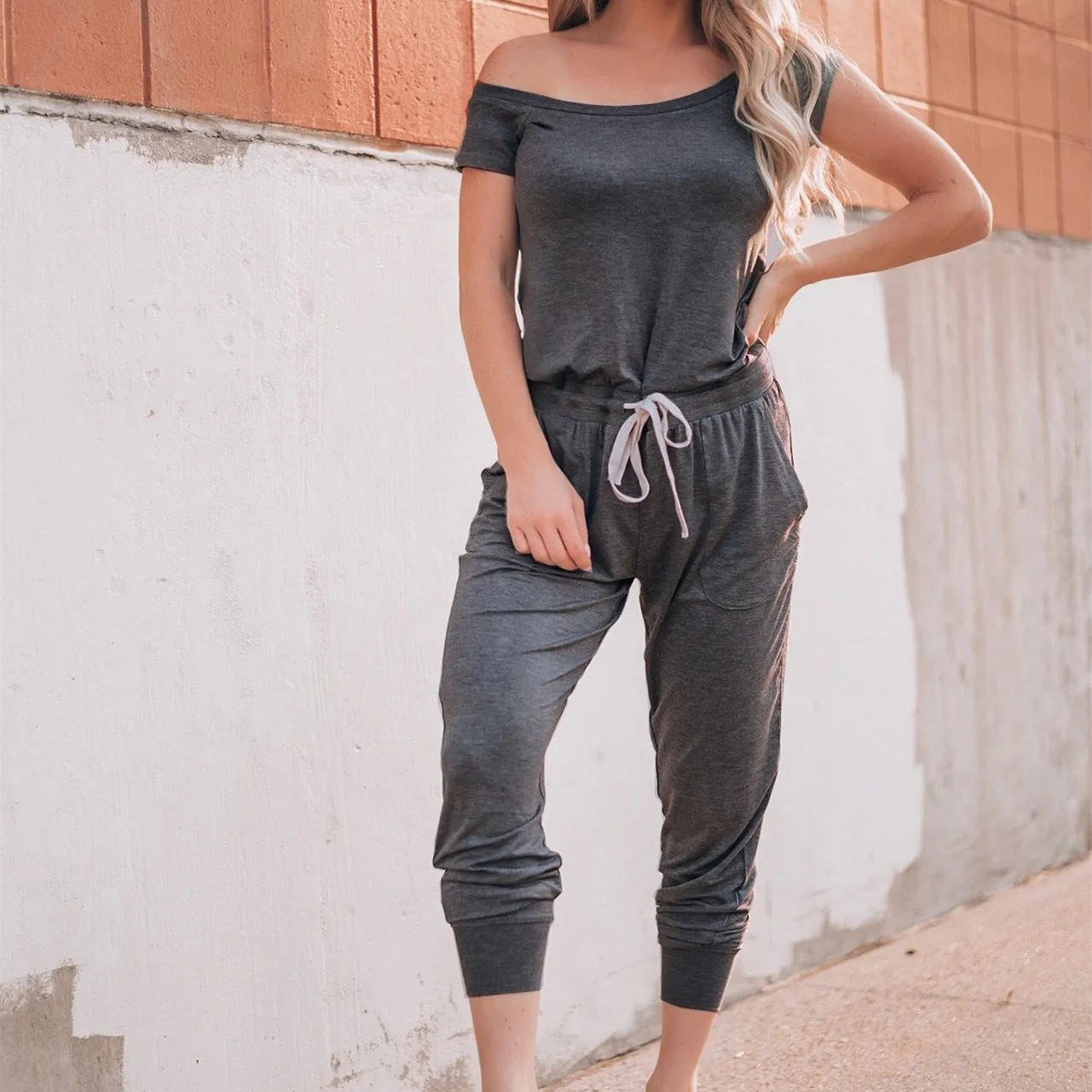 Новинка 2019 сексуальный женский летний комбинезон на одно плечо с высокой талией