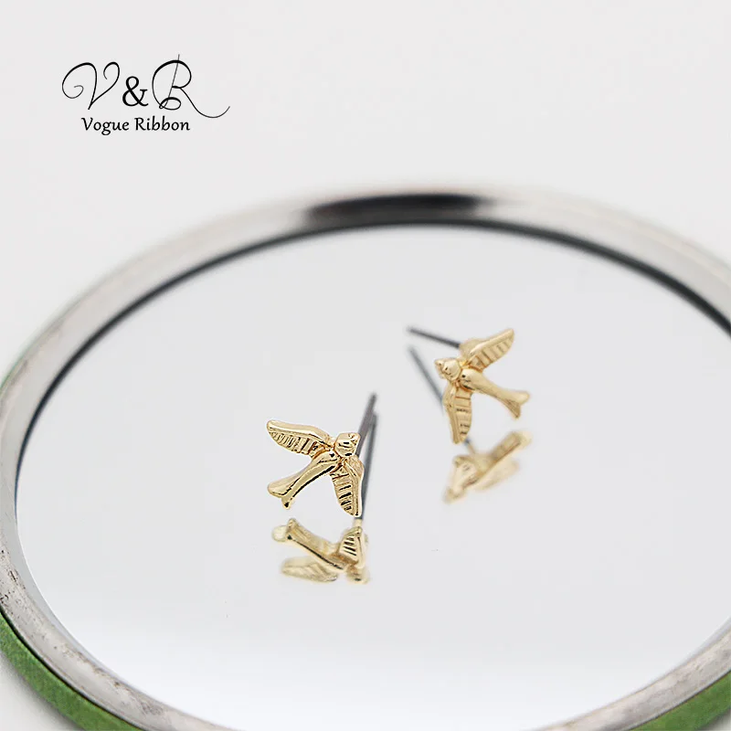 Imitation gold plated stud earring, swallow shape, basic metal style , 2019 minimalist simple fashion earring studs jewelry accessories  (2)