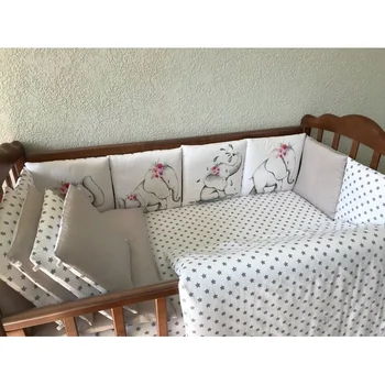 

Комплект в кроватку "Мультяшки" Комплекты в кроватку