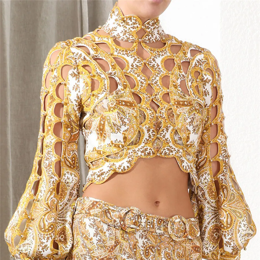 DEAT New Arrival Women Fashion Sexy Hollow Out Beading Short Top Shirt Puff Sleeve Gold Blouse MH037