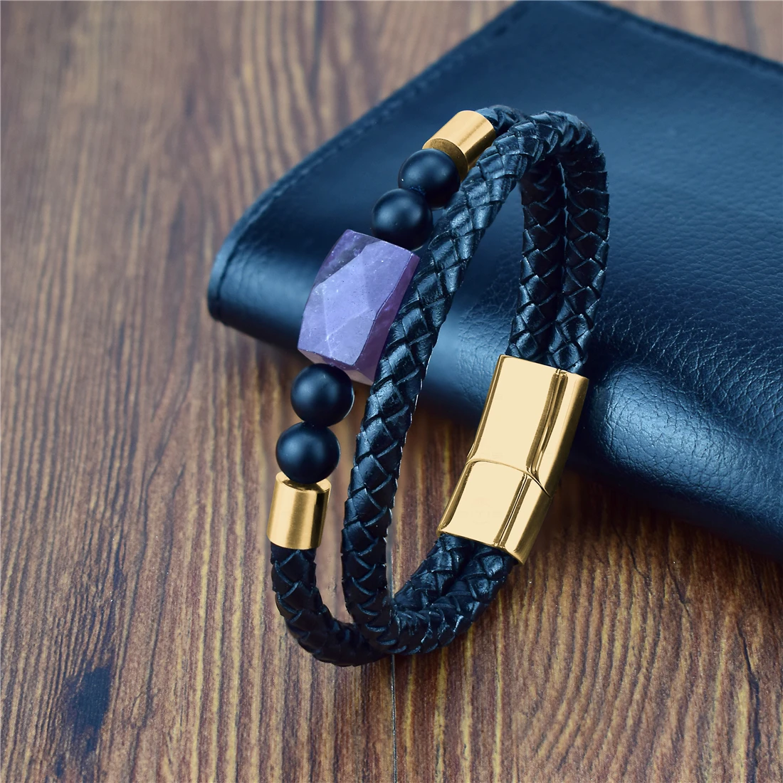 Браслет мужской из натуральной кожи с бусинами и магнитной застежкой|Гибкие