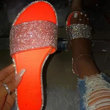ADISPUTENT Стразы конфеты цветные тапочки Для женщин шлепанцы модные Пляжная обувь со стразами, на плоской подошве, открытый сандалии в диком стиле