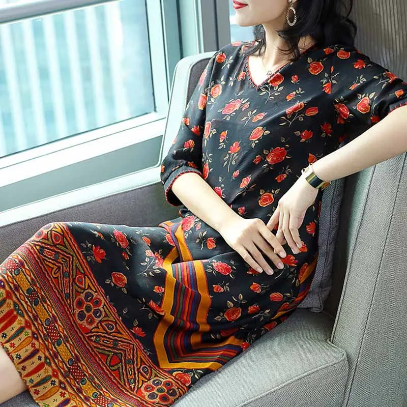 

2019 Spring Summer New Style WOMEN'S Dress Medium-length Dress V-neck Loose-Fit Slimming A- line Skirt Floral Printed Dress Expl