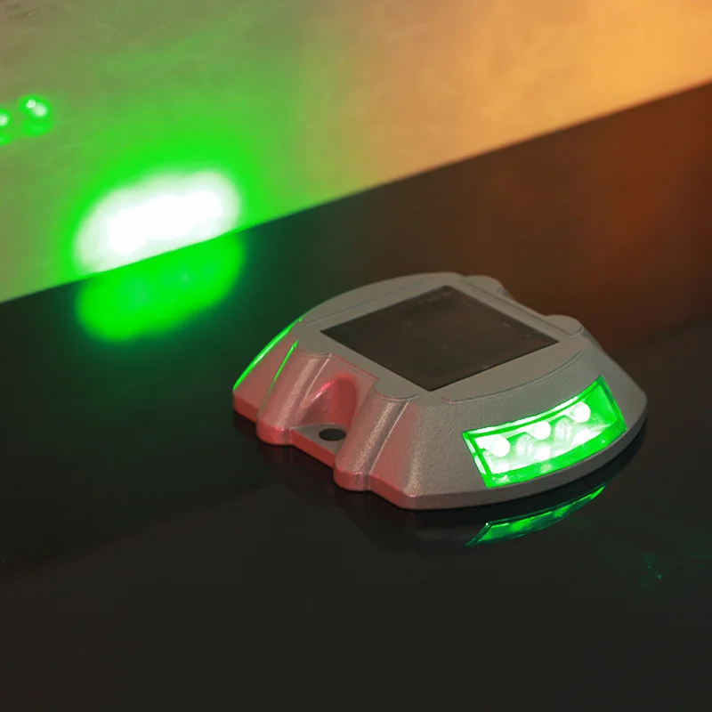 Водонепроницаемый IP68 2,5 V/120mA светодиодный алюминиевый дорожный светильник на солнечных батареях, яркий противотуманный светодиодный светильник - Цвет: green Flash