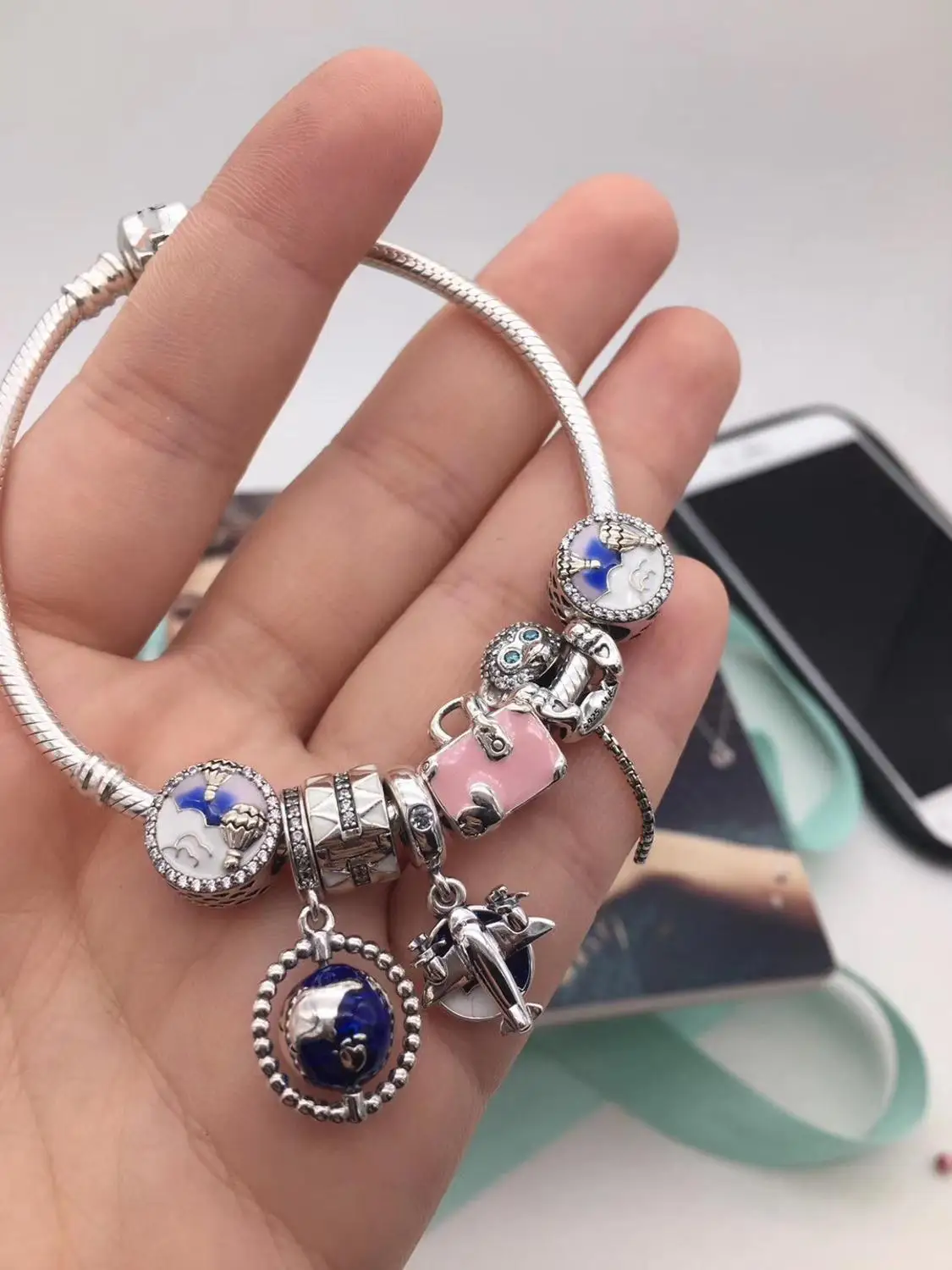 

Keris Store High Quality Original 1:1 100%925 Sterling Silver Blue Planet Monkey Bracelet Free Shipping