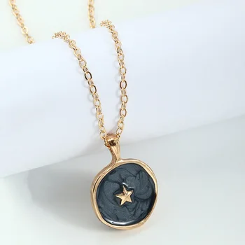 

1pcs Simple Harajuku Sweet Cute Moon Star Heart Enamel Necklace Korean Fashion Round Heart Lightning Delicate Necklace for Women