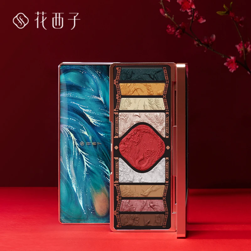 

Flowers West Bainiaozhaofeng relief makeup palette / eye shadow carved high-gloss pearl trimming blush versatile disks