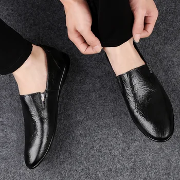 

New Spring Summer Men's Loafers Shoes Comfortable Flats Casual Shoes Men Breathable Moccasins Slip-On Leather Driving Shoes *