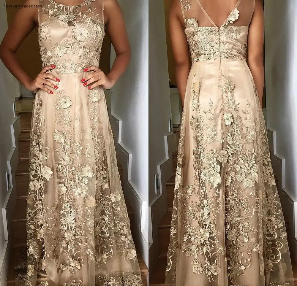 2019 Champagne Moeder van de Bruid Jurken Mouwloze Kant Lange Formele Godmother Avond Wedding Party Gasten Gown Plus Size 2019 Champagne Moeder van de Bruid Jurken Mouwloze Kant Lange Formele Godmother Avond Wedding Party Gasten Gown Plus Size