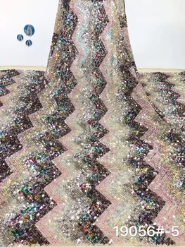 

Latest African Velvet Lace Fabrics High Quality 2019 Nigerian Lace Fabric with Sequins Sequence Lace for Women Dress