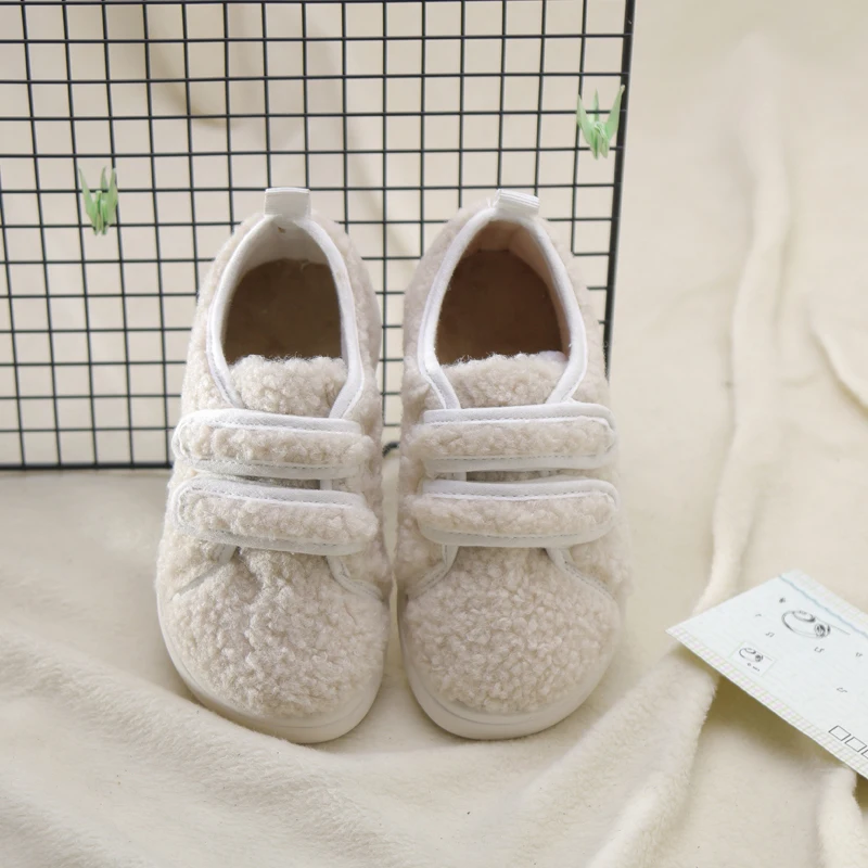 Детская обувь для девочек в зимнем повседневном стиле; детские кроссовки для мальчиков; теплые мягкие удобные кроссовки на плоской подошве; SGF053
