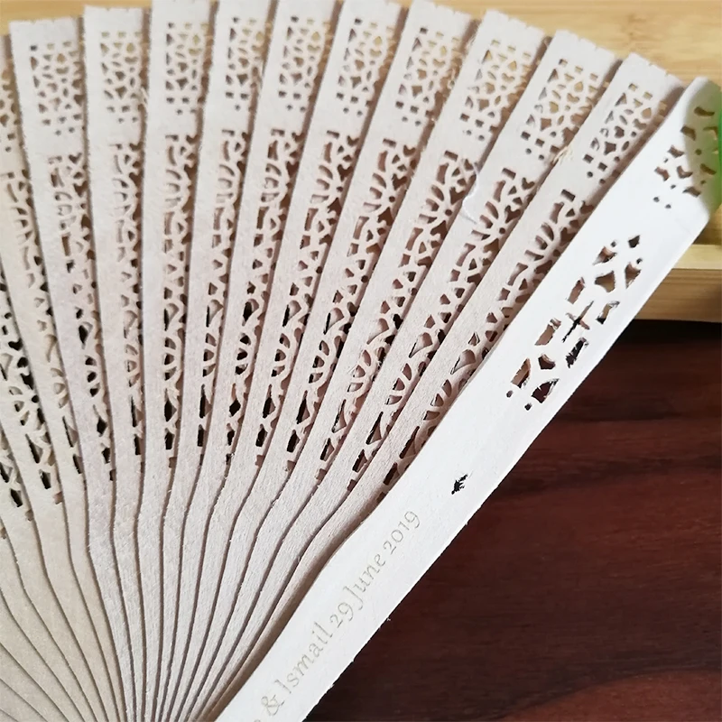 20cm Aromatic Wood Pocket Folding Hand Fan Carved Wedding Decor SuppliesBox+Party Favors Wedding Gifts+printing 50pcs/Lot