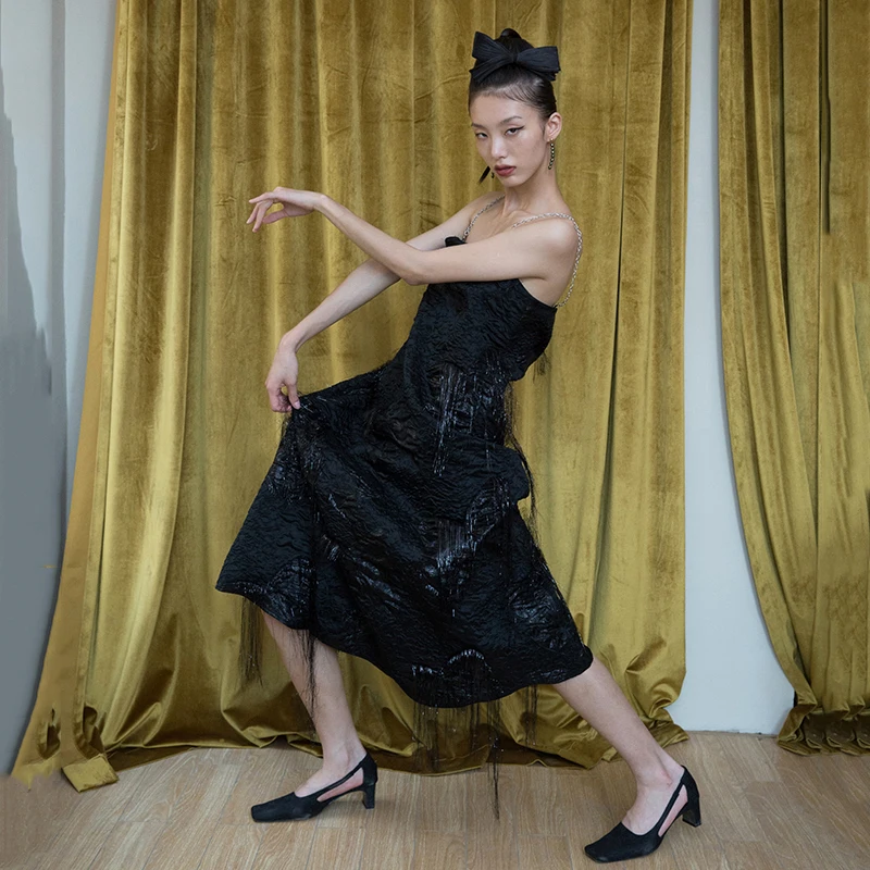 [EAM] Women Black Jacquard Temmperament Spaghetti