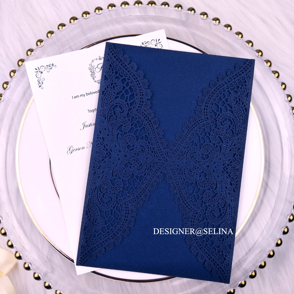 Кружева свадебные приглашения с лента цвета шампанского темно-синий лазерная резка Quinceanera приглашения на заказ Печать свадебный душ приглашает