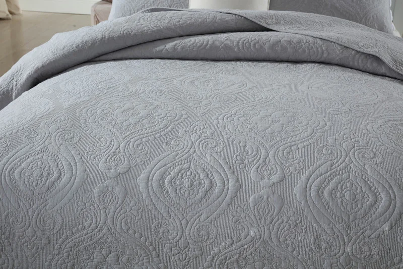 12557940793_353750118