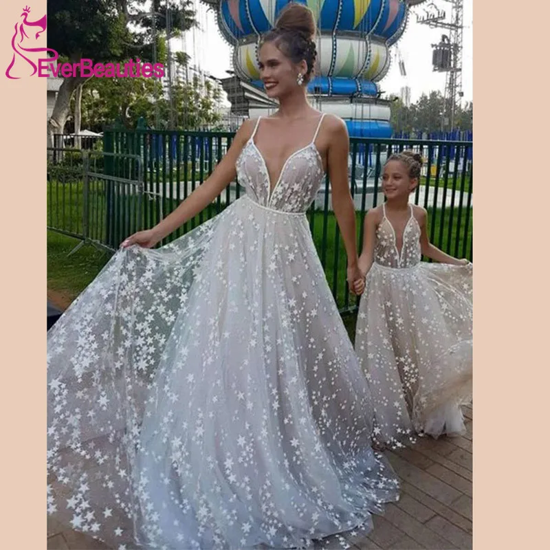 

Elegant Star Appliques Chic Wedding Dresses 2020 Spaghetti Straps A-line Boho Bohemian Wedding Gown Robe De Mariee