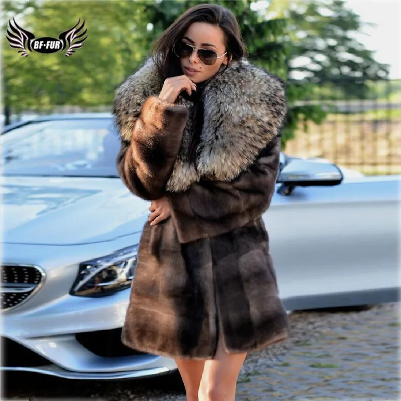 

Luxury Fashion Women Natural Mink Fur Coat With Big Raccoon Fur Lapel Collar Full Pelt Real Mink Fur Jacket Russian Winter Coats