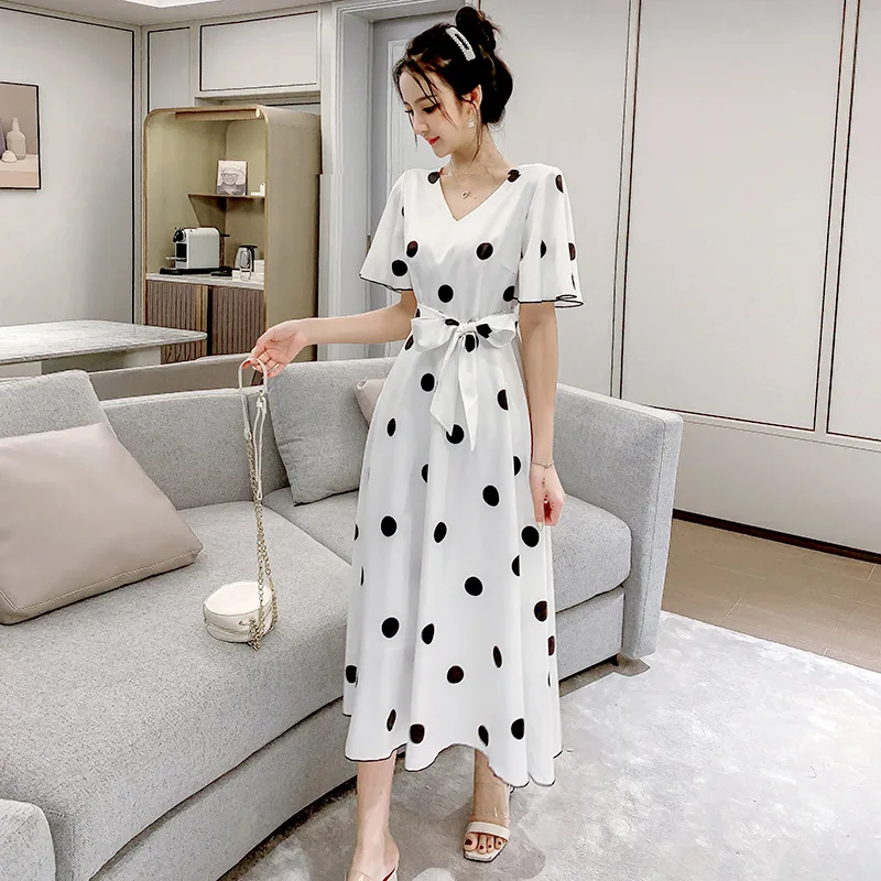 

Retro Polka Dot V-neck Dress Women's 2019 Summer Wear New Style Elegant Big Hemline Slim Fit Lace-up Dress