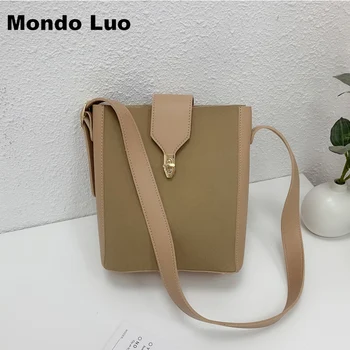 

2019 Women Simple Vintage Single Shoulder Large Capacity Buckle Bag