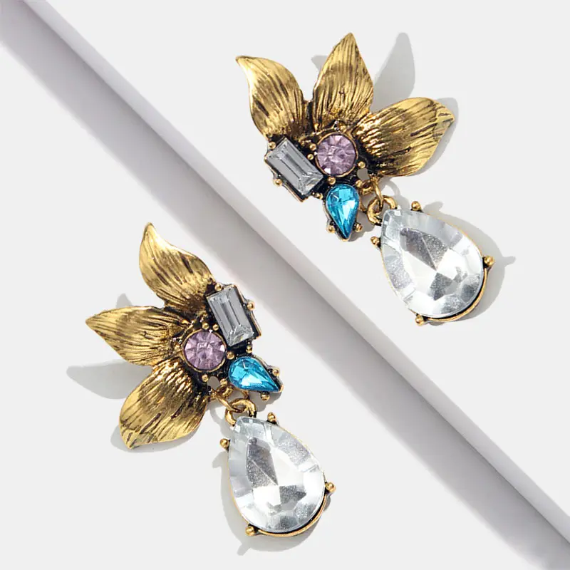 

Flatfoosie Trendy Metal Crystal flower Petal Drop Earrings For Women Shiny Retro Geometric Statement Dangle Earring 2019 Jewelry