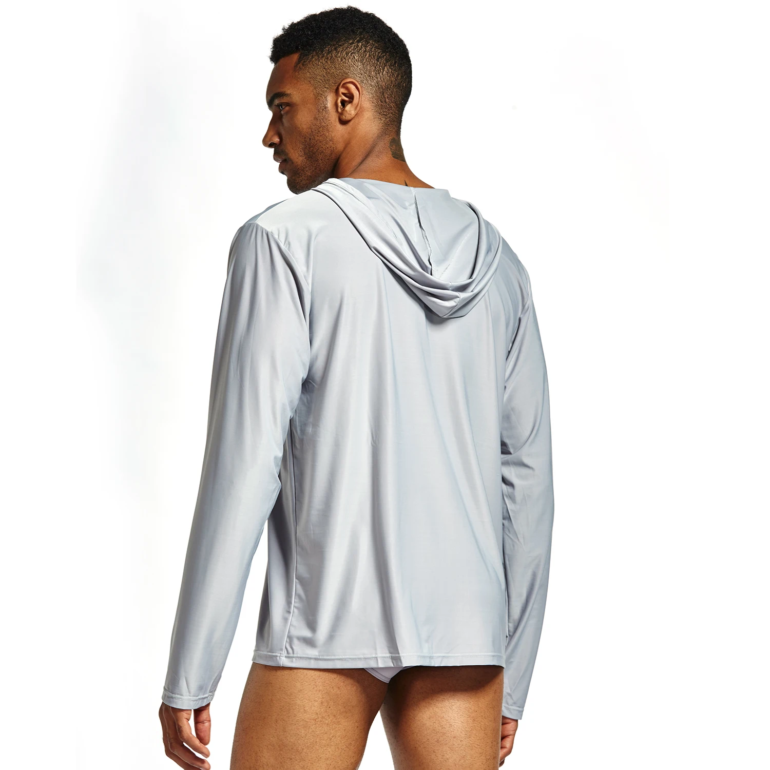 Camisa de dormir com capuz de seda