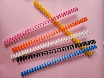 

1pcs 30 Holes Loose Leaf Ring A5 Binders Hole Punch Bindings A4 Binding Rings B5 Plastic Binders Plastic Rings Loose Leaf Binder