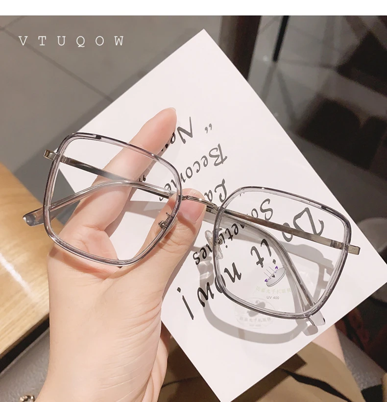 Luxury Blue Light Blocking Glasses Protective Transparent Computer Glasses Female Eyeglasses Square Glasses Frame For Women Men (1)