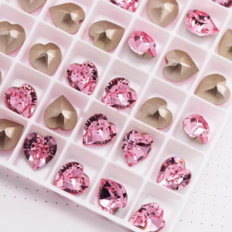 Рисунок 3 - 4884 красивые камни в форме сердца
