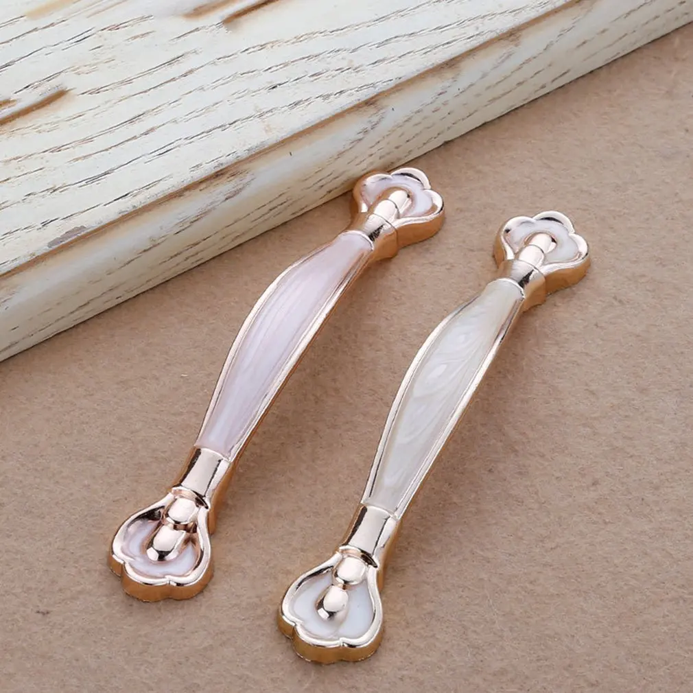 

Fashion Cabinet Hardware Handle Pull European Style Vintage Handles Pulls for Home Office Cabinet Cupboard