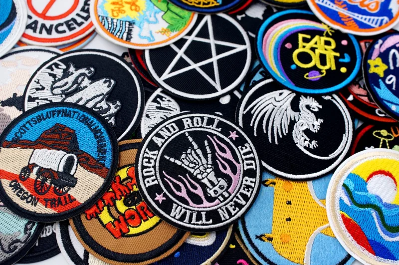 MUSIC WOLF ROCK AND ROLL Patch Embroidery Applique Ironing Sewing Supplies Decorative Badges For Clothing Accessories MAKE WISH