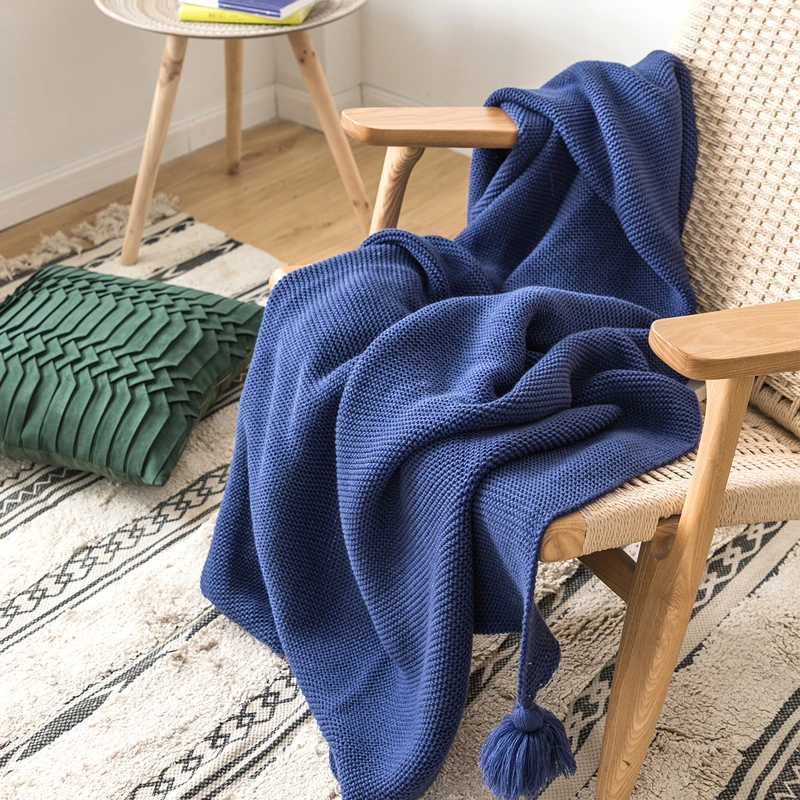 Королевское синее одеяло, вязаное одеяло для дивана, однотонное мягкое покрывало с кисточками и помпоном, для путешествий, 130x160 см, домашний диван, кресло, диван, кровать, 5" x 62"