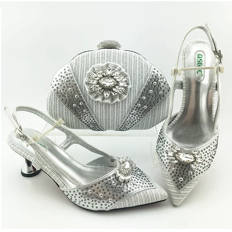 

2020 Low heel and size38 to 43 silver color elegant design lady sandal shoes and clutches bag set for african aos ebi SB2025-6