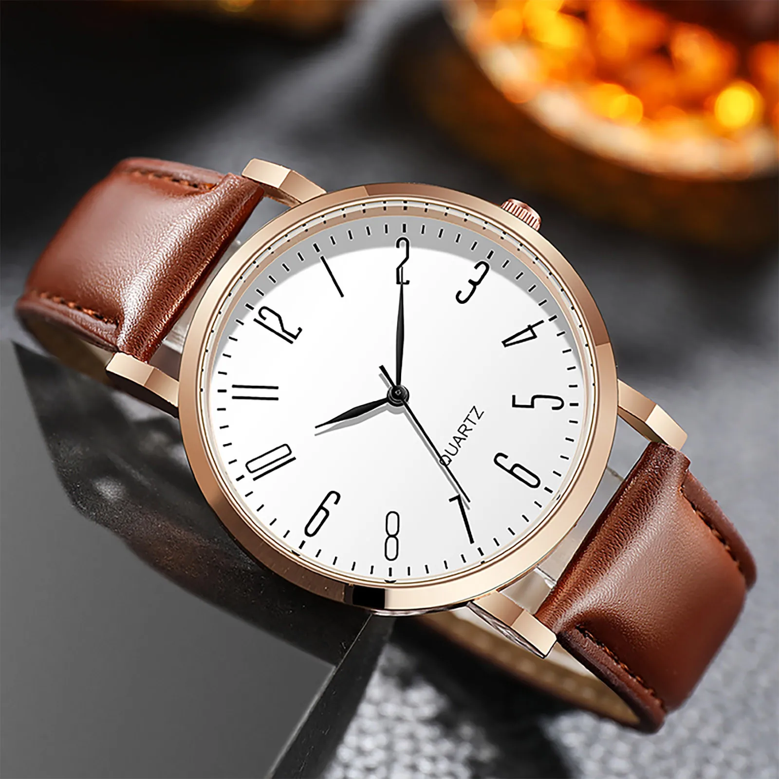 Reloj de negocios con hebilla de cuero para Hombre, pulsera de cuarzo con esfera de aleación, Reloj creativo Masculino