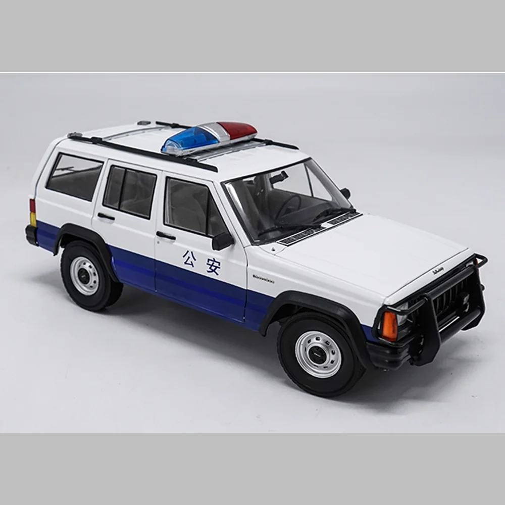 

Original factory 1:18 beijing jeep 2500 Jeep Cherokee classic metal police car model for Birthday/christmas gifts, collection