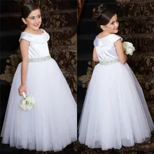 Недорогие Милые Платья с цветочным узором для девочек на свадьбу; цвет слоновой кости, белый; пояс со стразами; круглый вырез; длинное платье принцессы из тюля; детское праздничное платье для девочек