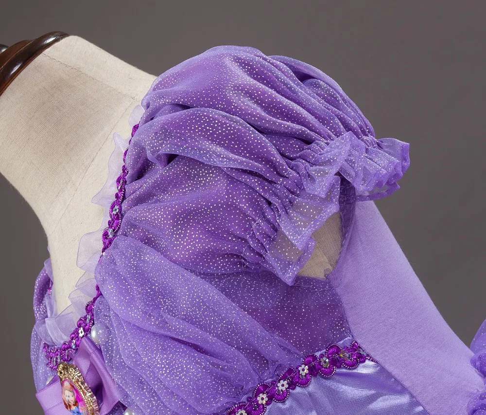 3414881112_898390851