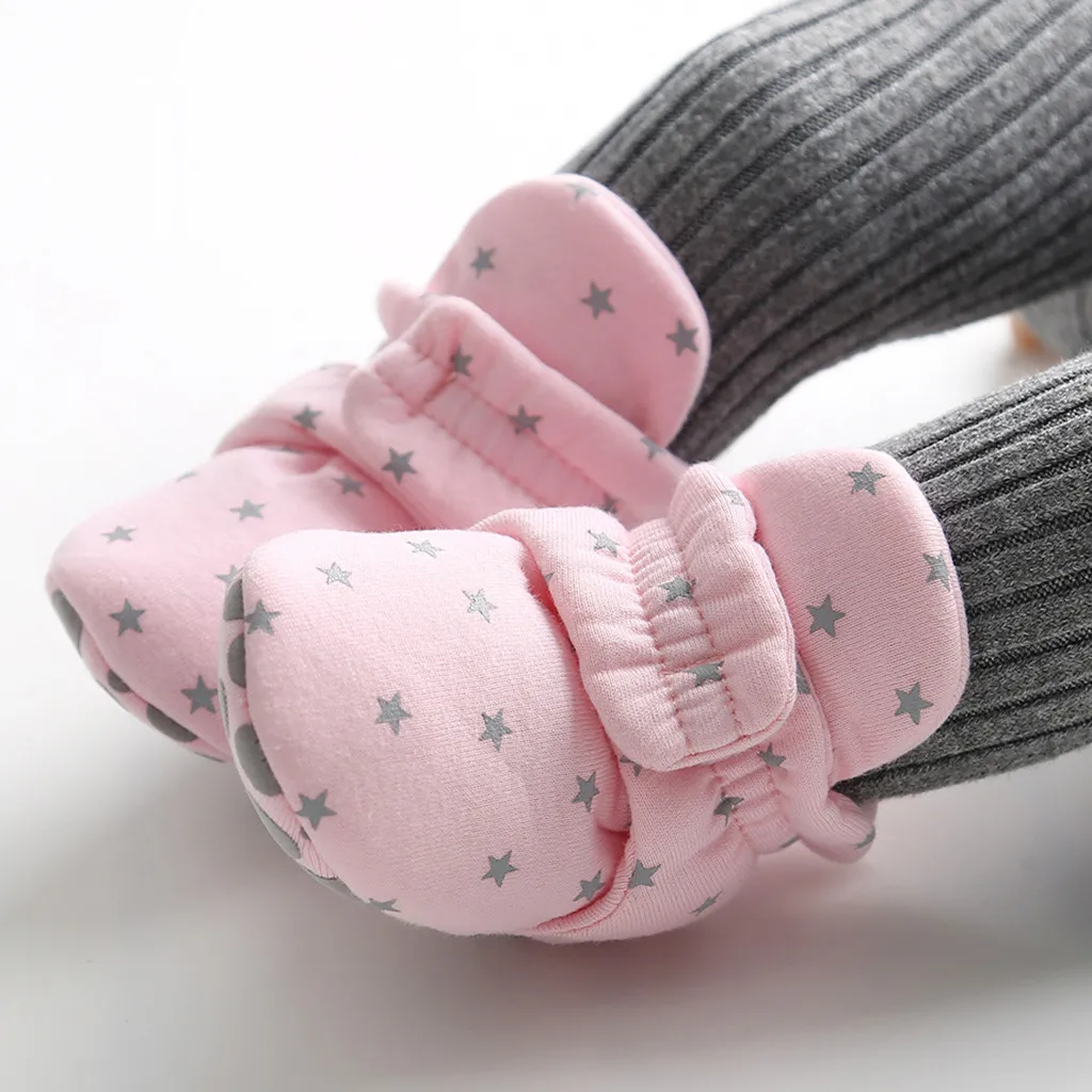 Обувь со звездами для маленьких мальчиков и девочек; сезон осень-зима; теплые хлопковые ботинки для новорожденных; Bebes;