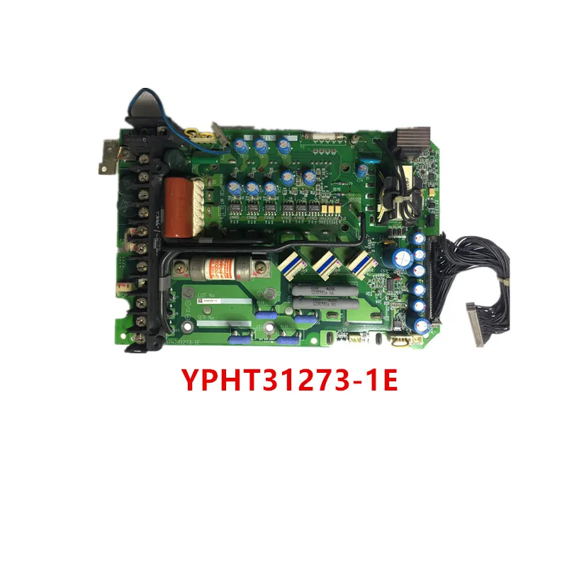 ETC721310 | PV33-3L-15F E0220-03-01 YPHT31273-1E 1B001937-1C YPHT31275-1E YPHS31008-1D 195N2020 DT/06 2B024353-2 б/у - Цвет: YPHT31273-1E