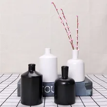 Керамическая ваза маленькая свежая и простая современная домашняя гостиная стол Искусственные цветы водная культура заглушка цветок черный белый