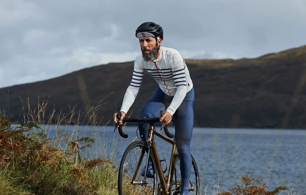 men-merino-cycling-jersey-claudette-white-action3_1