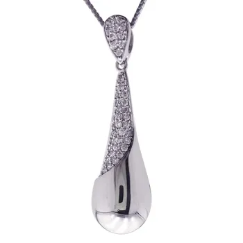 

Beautiful pendant sterling silver 925mls with to microengastado in zircons high quality.