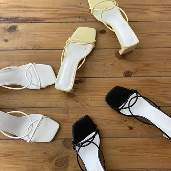 

New Outdoor Women Slippers High Square Flop Ladies Shoes High Heel Slippers Slip On Open Toe Sandals Casual Outdoor Slippers