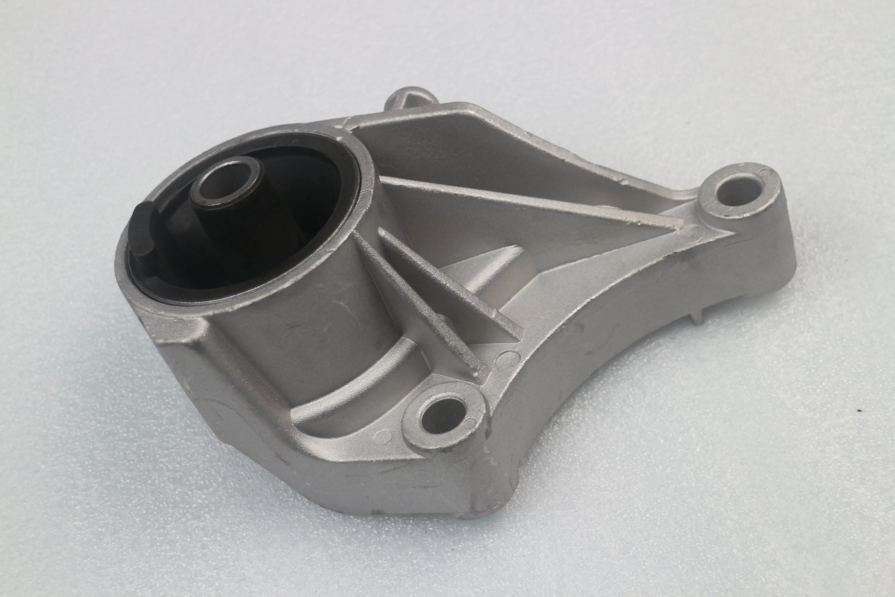 Передняя подвеска двигателя подходит для Vauxhall Meriva A Corsa C 5684172,24463129