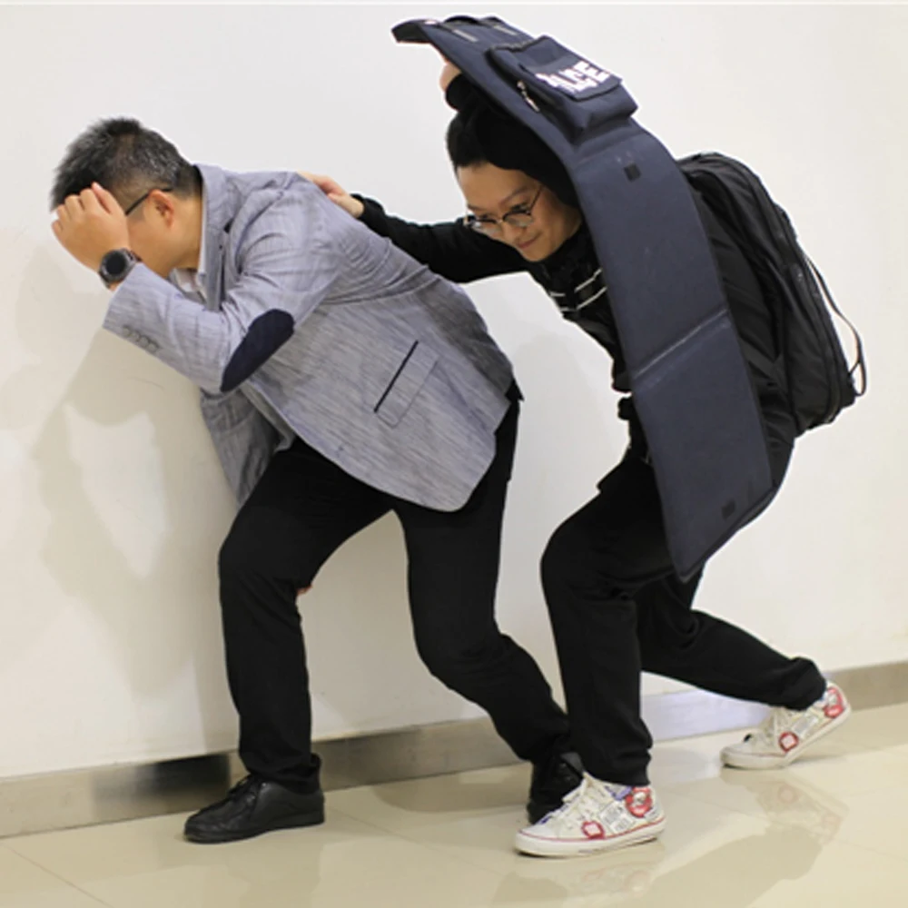 Рисунок 4 - Складной защитный пуленепробиваемый