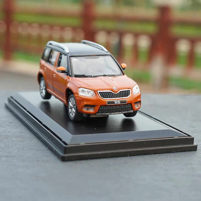 Оригинальная коробка, 1:43, SKODA Yeti, сплав, модель автомобиля, статическая, высокая имитация, металлическая модель автомобилей для коллекционирования, подарок