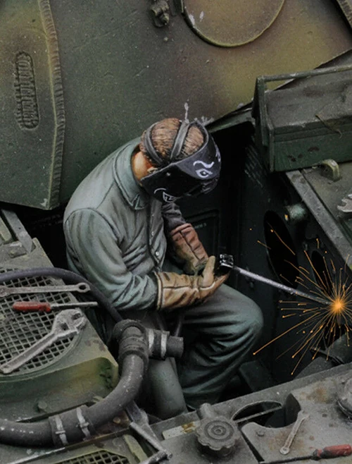 Новый несобранный 1/35 старинный репеллент Mechanic woker (без резервуара) Статуэтка из